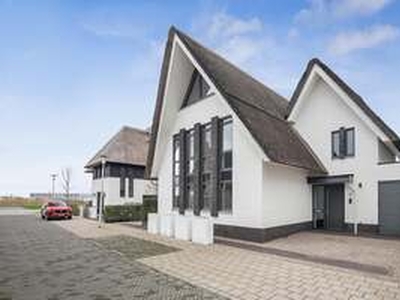 Villa, vrijstaande woning te huur in Gouda