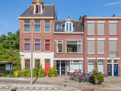 Adelaarstraat 106 BS