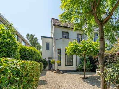 Parkstraat 27