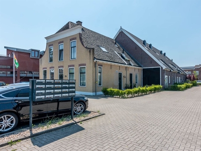 Stationsstraat 36