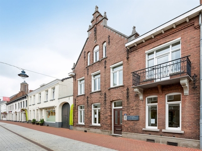 Maasstraat 27