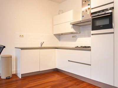 Appartement te huur Swammerdamstraat, Amsterdam