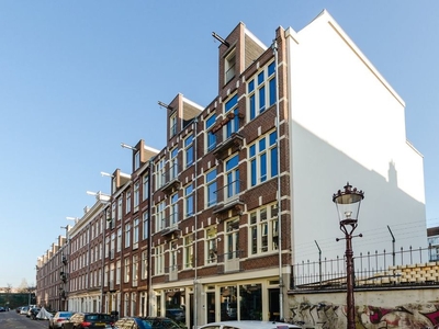 Jan Bernardusstraat 2 4