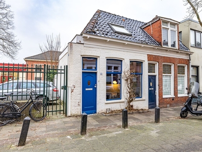 Warmoesstraat 22