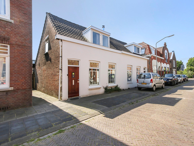 Komatistraat 48