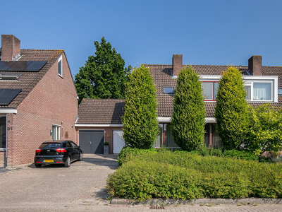 Van Karnebeekstraat 33