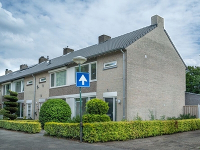 Bernhardstraat in Nuenen (142m2)