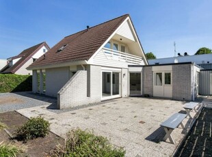 Woonhuis in Biddinghuizen met 4 kamers