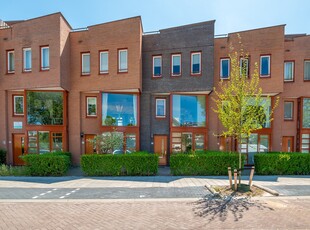 Woonhuis in Zaandam met 5 kamers