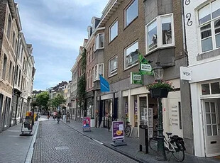 Huur 1 slaapkamer appartement van 56 m² in Maastricht