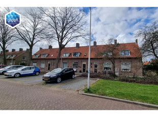 Huur 4 slaapkamer appartement van 80 m² in poortugaal