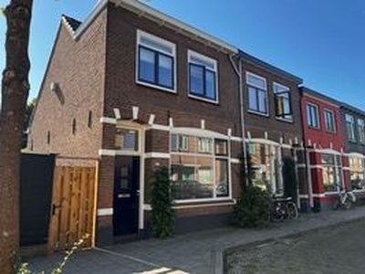 Eengezinswoning, eindwoning te huur in Deventer