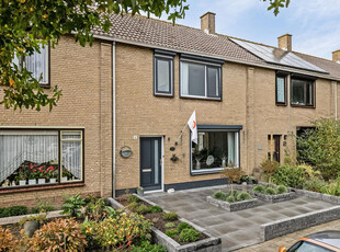 Schoolstraat 8