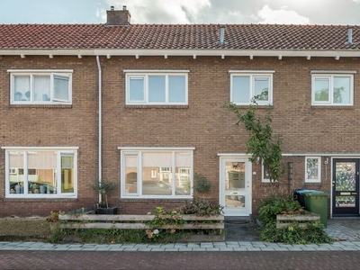 Eeltje Halbertsmastraat 18