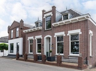 Buitendams 97, Hardinxveld