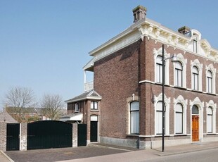 Hoofdstraat 68, Sprang