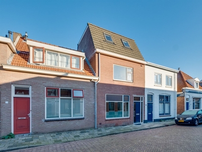 Spoorstraat 13