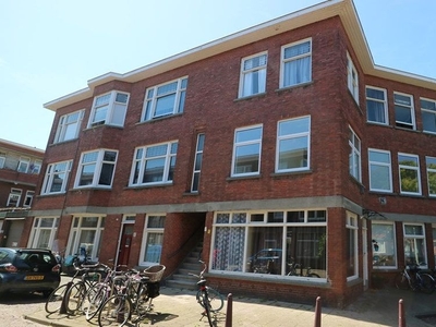 Hoenderloostraat in Den Haag (96m2)