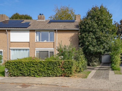 Veldspaatstraat 19