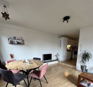 Appartement te huur Diepeweg, Hilversum