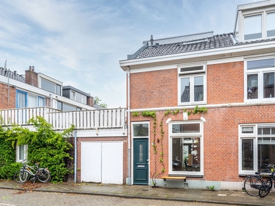 Harpstraat 32