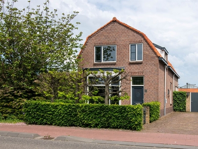 Zwartendijk 4