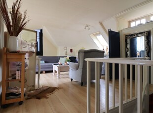 Appartement te huur Middenweg, Hilversum