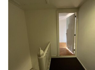 Huur 2 slaapkamer appartement van 90 m² in Utrecht