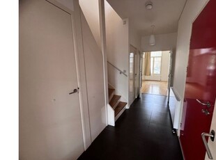 Huur 3 slaapkamer appartement van 120 m² in Amsterdam