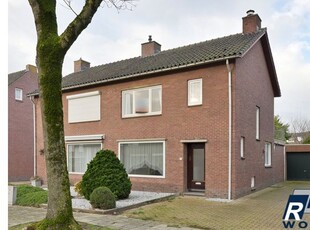 Huur 3 slaapkamer huis van 95 m² in Geleen