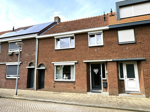 Pastoor Goossensstraat 36