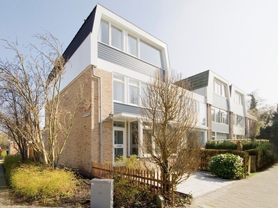 Gijsbrecht van Amstellaan in Amstelveen (200m2)