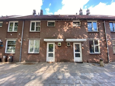 Kenyattastraat in Delft (102m2)