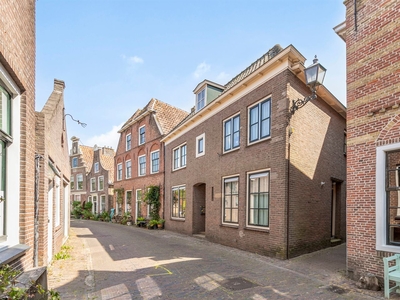 Kerkstraat 18