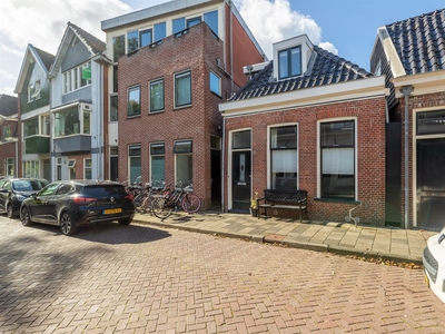 Kleine Grachtstraat 6