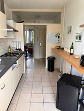 Appartement te huur Waalstraat, Enschede