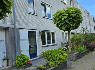 Woonhuis in Hoofddorp met 6 kamers