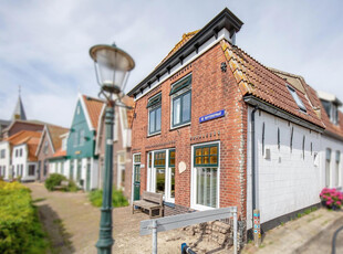 De Ruyterstraat 120