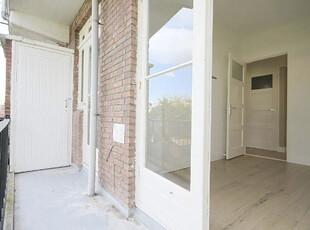 Appartement te huur Harmelenstraat, Den Haag