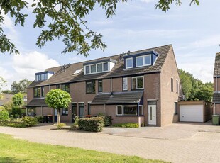 Koperslagersgilde 8, Houten