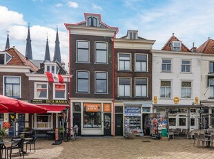 Markt 73, Delft