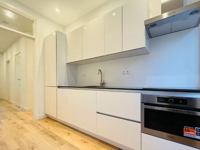 Appartement te huur De Genestetlaan, Den Haag