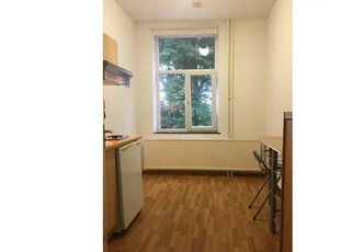 Huur 2 slaapkamer appartement van 19 m² in Maastricht