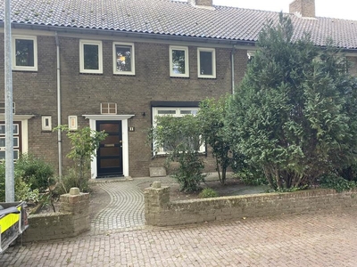 Hofakkerstraat 11