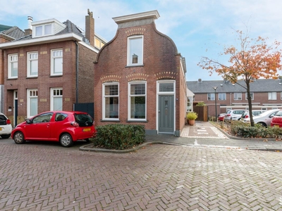 Prins Hendrikstraat 20