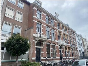 Studio in Utrecht met 2 kamers