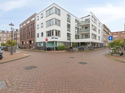 Douwes Dekkerstraat 23