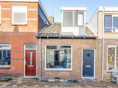 Emmastraat 59