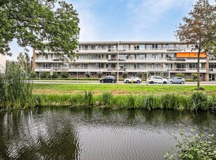 Admiraal De Ruyterweg 15, Zwijndrecht