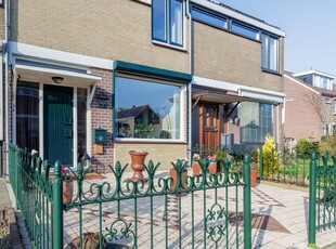 Bernhardstraat 9, Nieuw